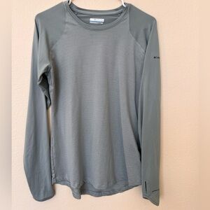 Columbia Woman’s  Long Sleeve Tee